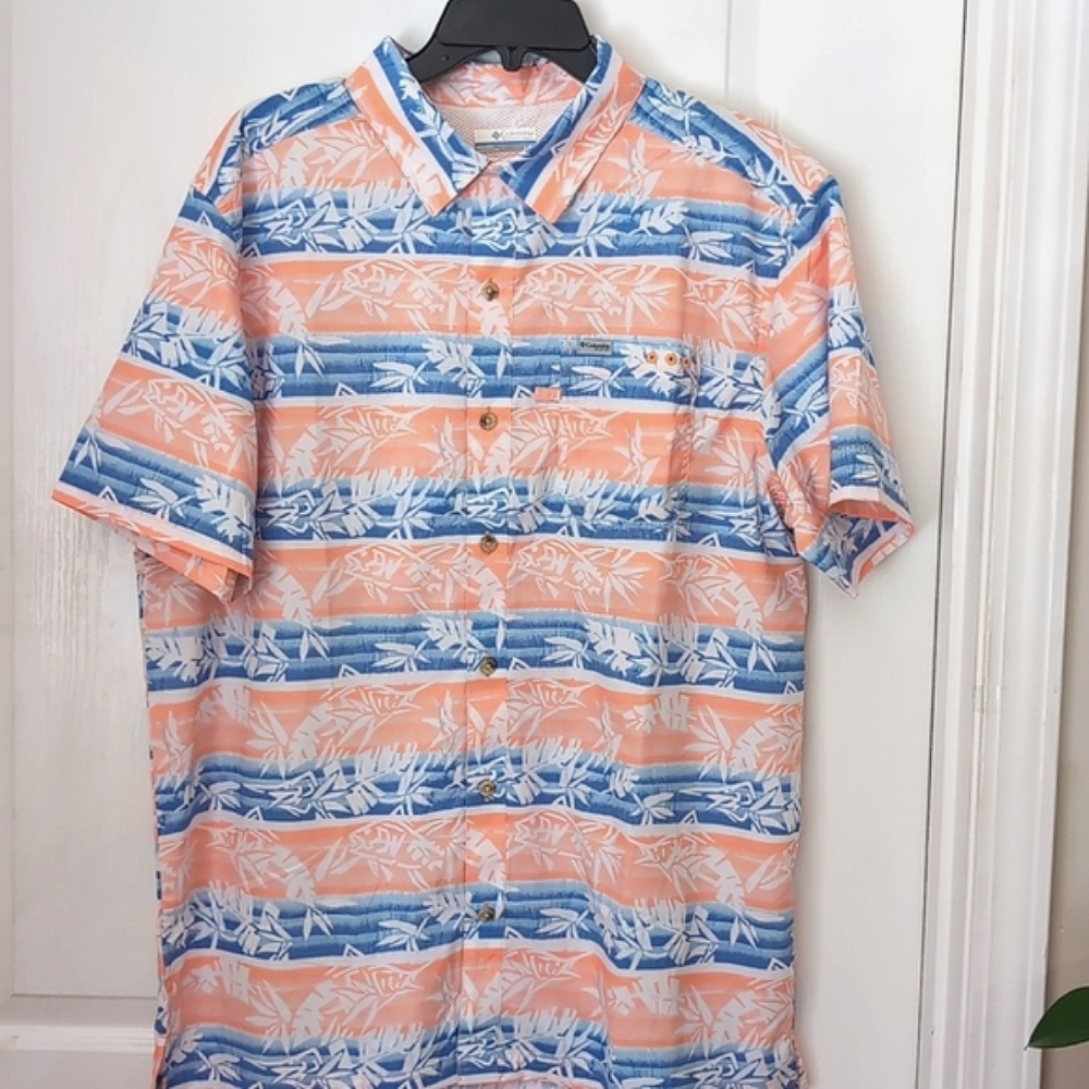 Columbia PFG Performance Vented Back Fishing Shirt. Tropical. Size Large